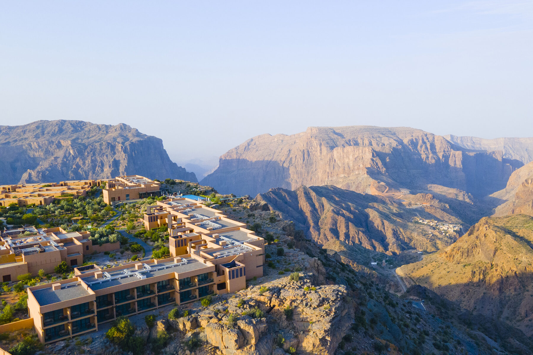 Anantara 1