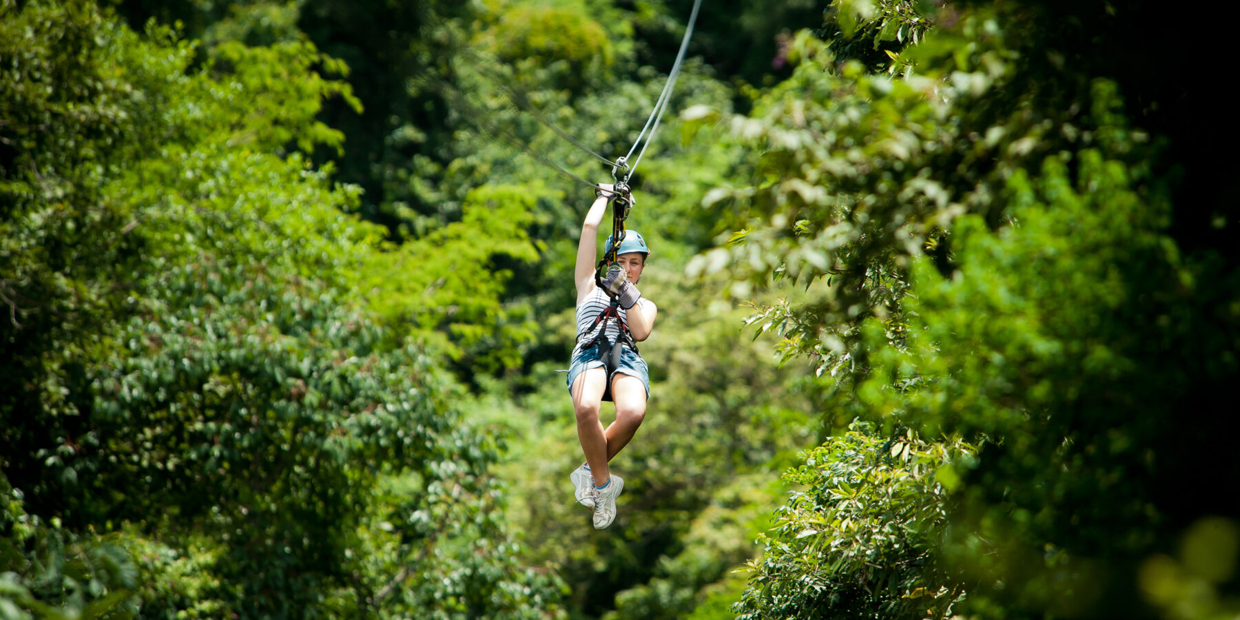 Ziplining,In,Costa,Rica