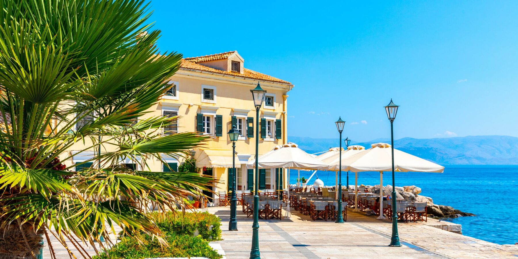 TAVERNA shutterstock_1288739473