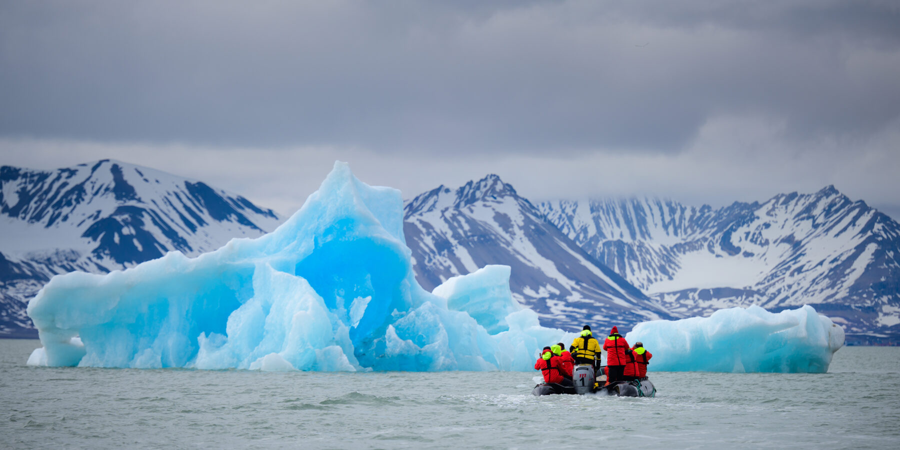 WESTERN 3 Ice_Cruising_Svalbard_HX_38003 (1)creditSteffen Kirschner